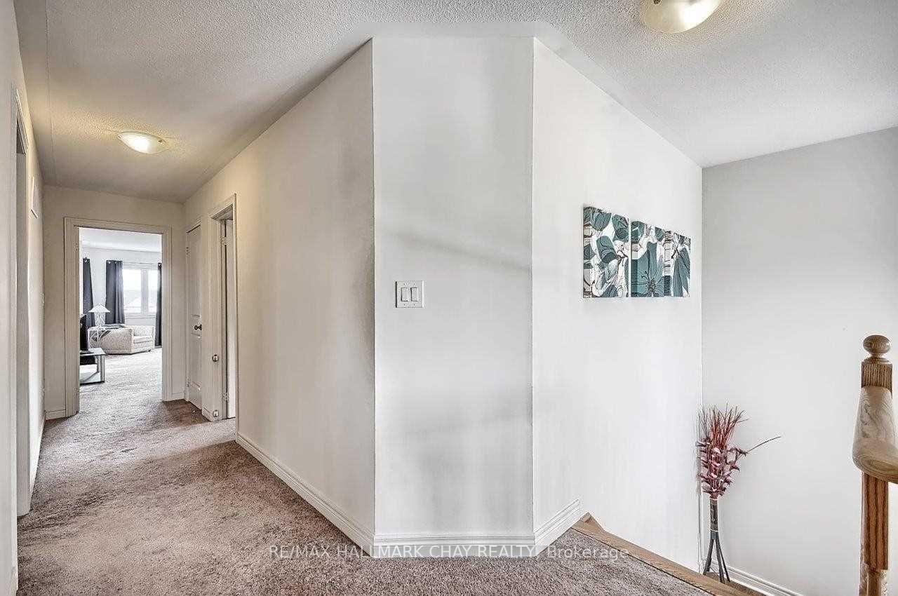 Photo 12 of 80 Treetops Boulevard, New Tecumseth, Rural New Tecumseth — HOMEH