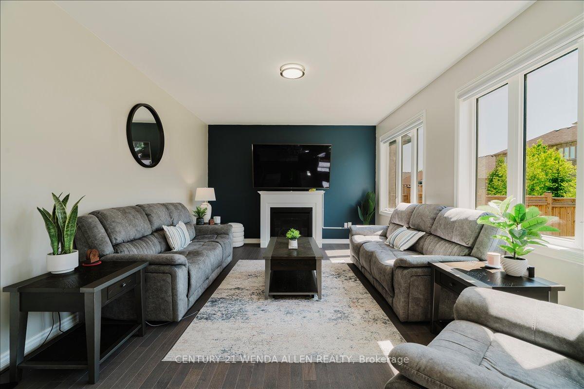 Photo 11 of 6 Timber Drive, Cavan Monaghan, Cavan Twp — HOMEH