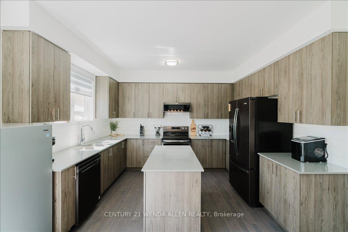 Photo 16 of 6 Timber Drive, Cavan Monaghan, Cavan Twp — HOMEH
