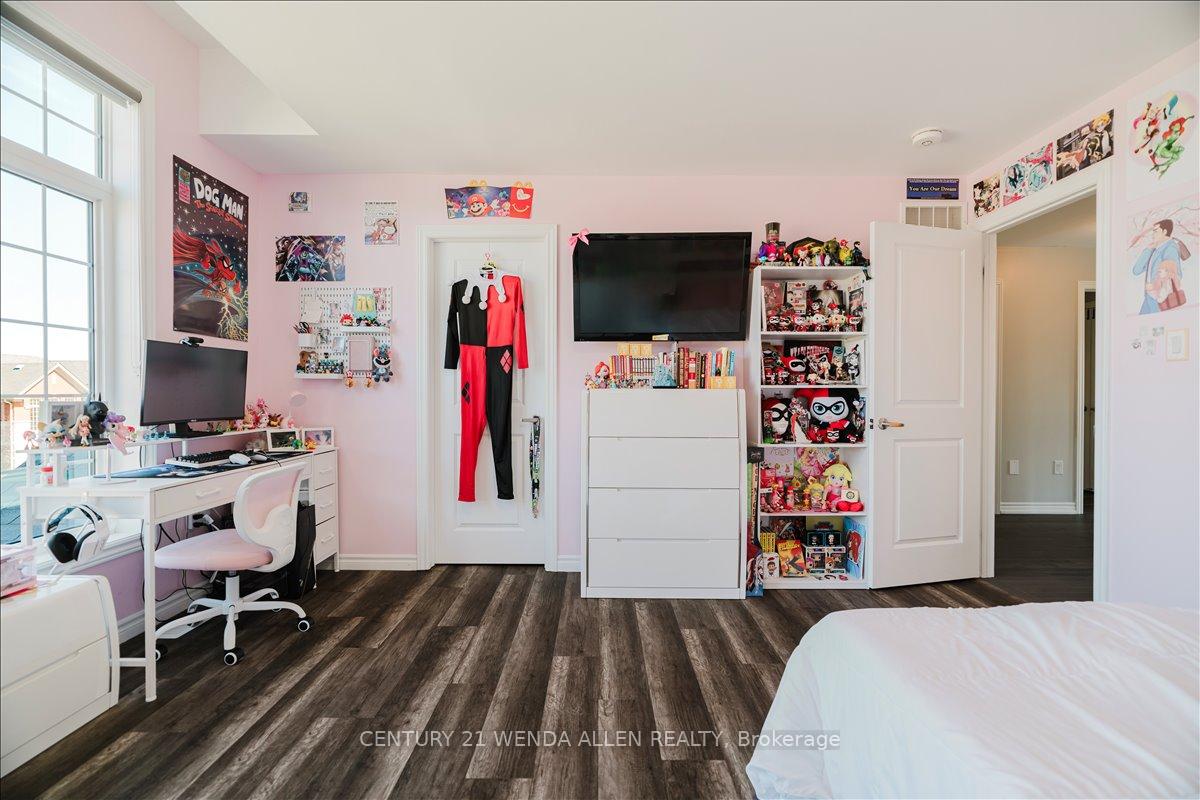 Photo 35 of 6 Timber Drive, Cavan Monaghan, Cavan Twp — HOMEH