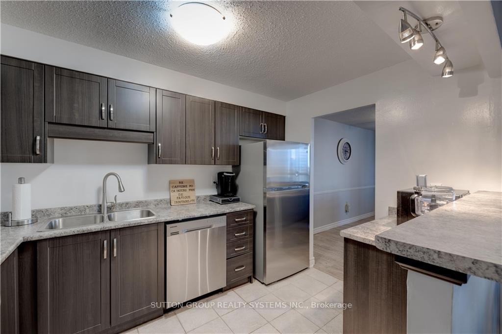 Photo 9 of Unit 1004, 323 Colborne Street, London, East K — HOMEH