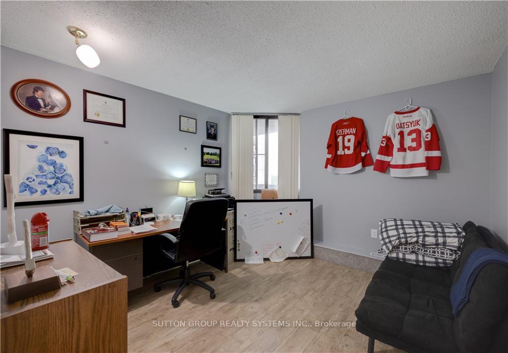 Photo 14 of Unit 1004, 323 Colborne Street, London, East K — HOMEH