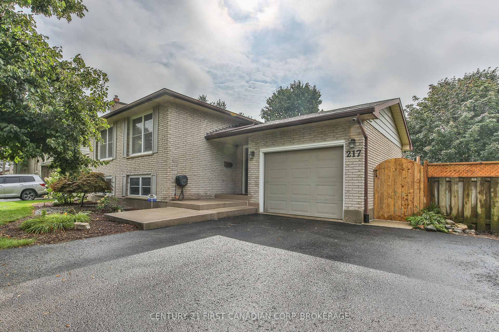 Photo 2 of 217 Seldon Street, Zorra, Thamesford — HOMEH