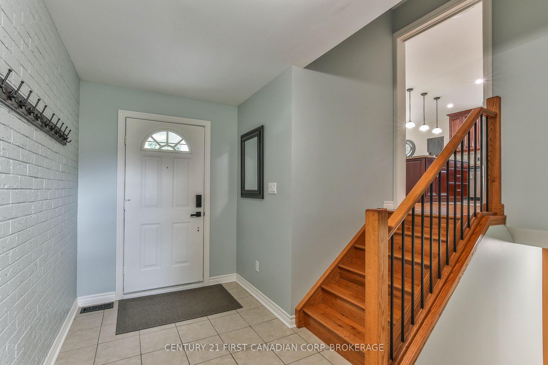 Photo 4 of 217 Seldon Street, Zorra, Thamesford — HOMEH
