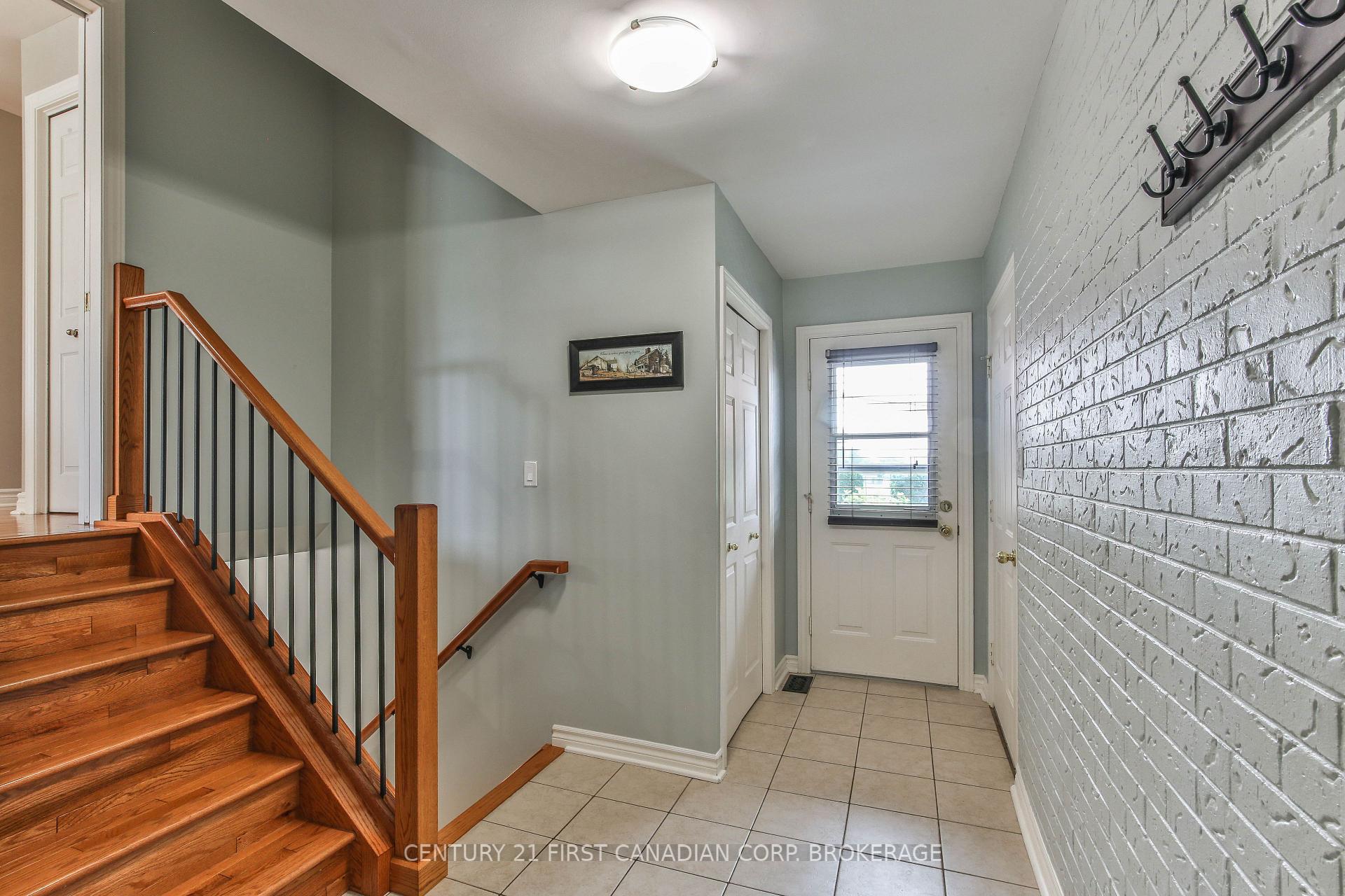 Photo 5 of 217 Seldon Street, Zorra, Thamesford — HOMEH