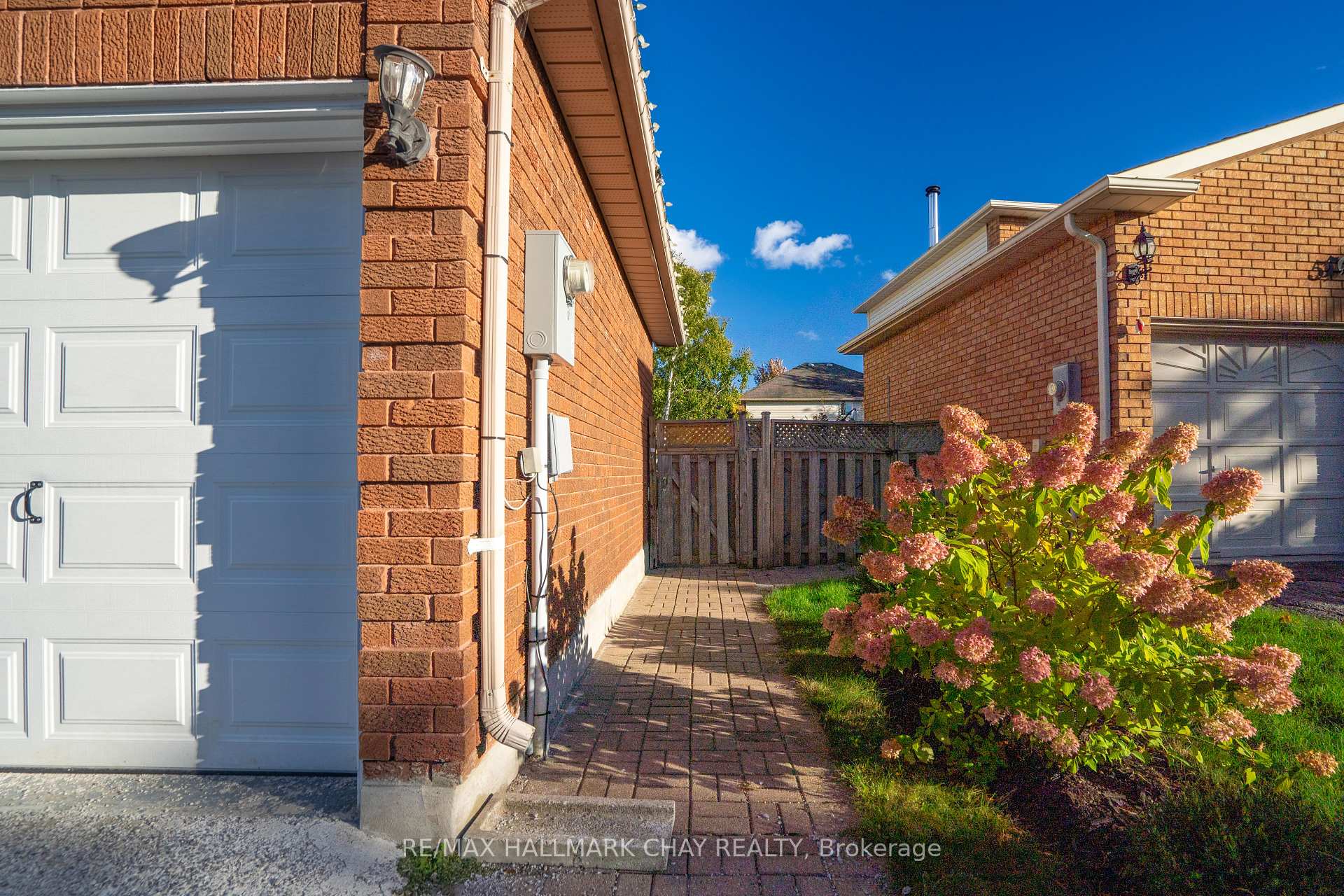 Photo 15 of Unit Basement, 61 Neelands Street, Barrie, West Bayfield — HOMEH