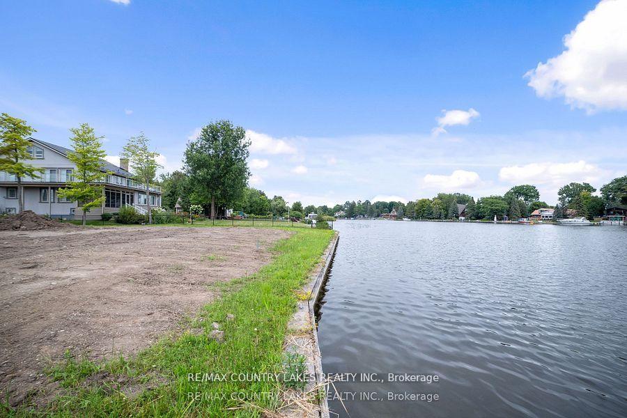 Photo 3 of 41 Paradise Boulevard, Ramara, Brechin — HOMEH