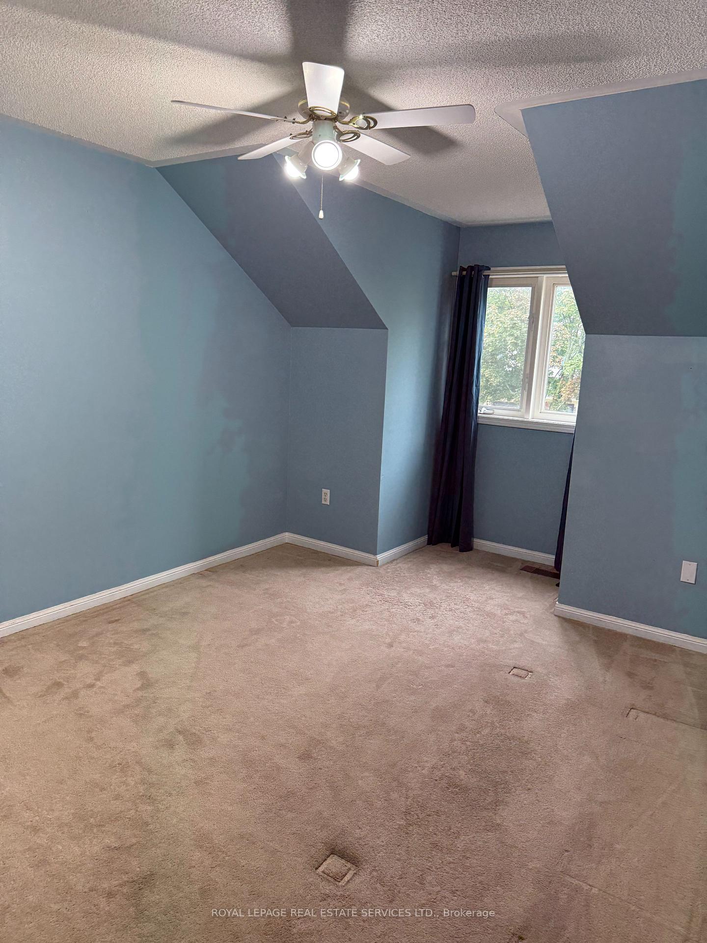 Photo 8 of 2254 Pathfinder Drive, Burlington, Orchard — HOMEH