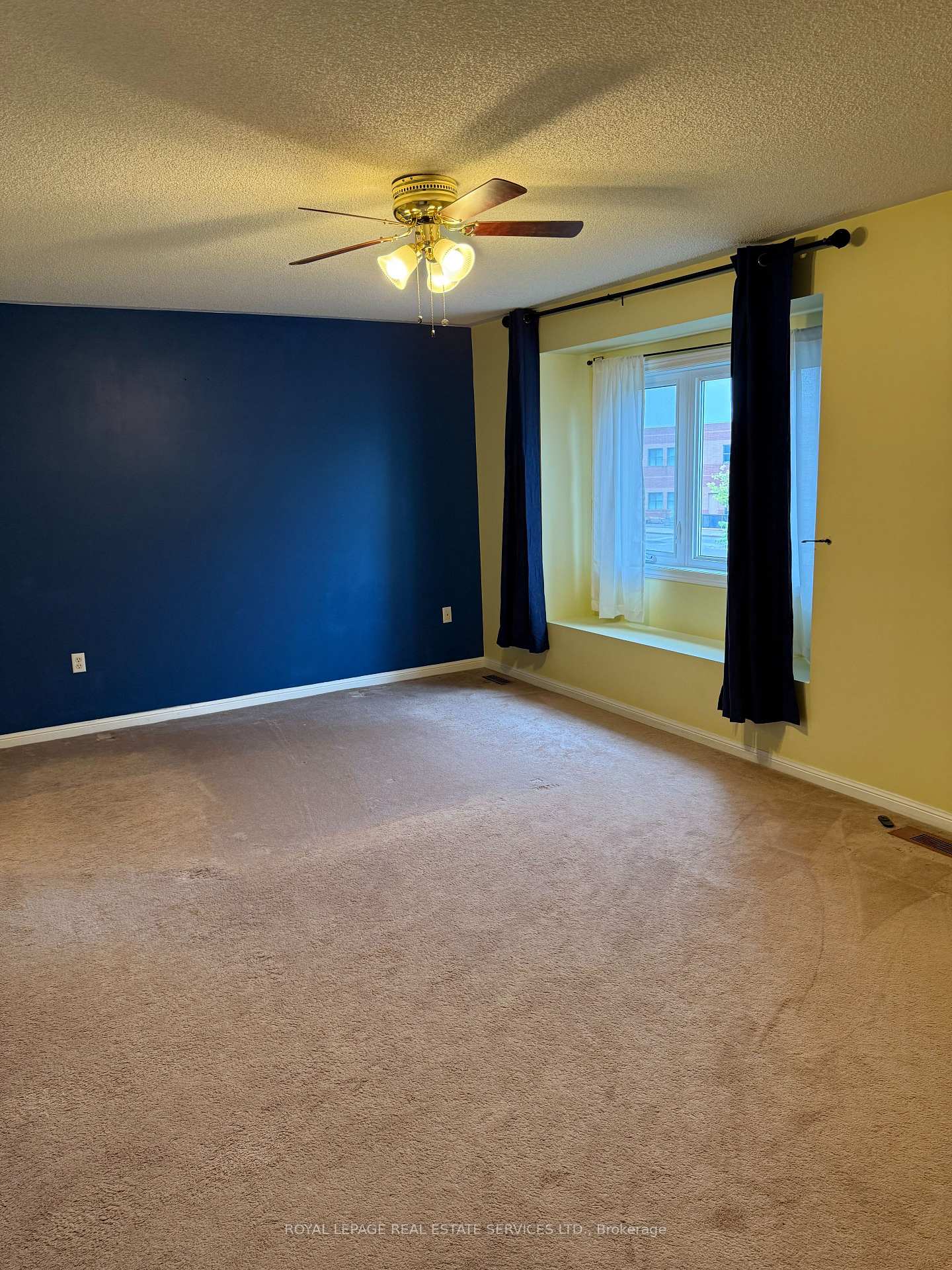 Photo 14 of 2254 Pathfinder Drive, Burlington, Orchard — HOMEH