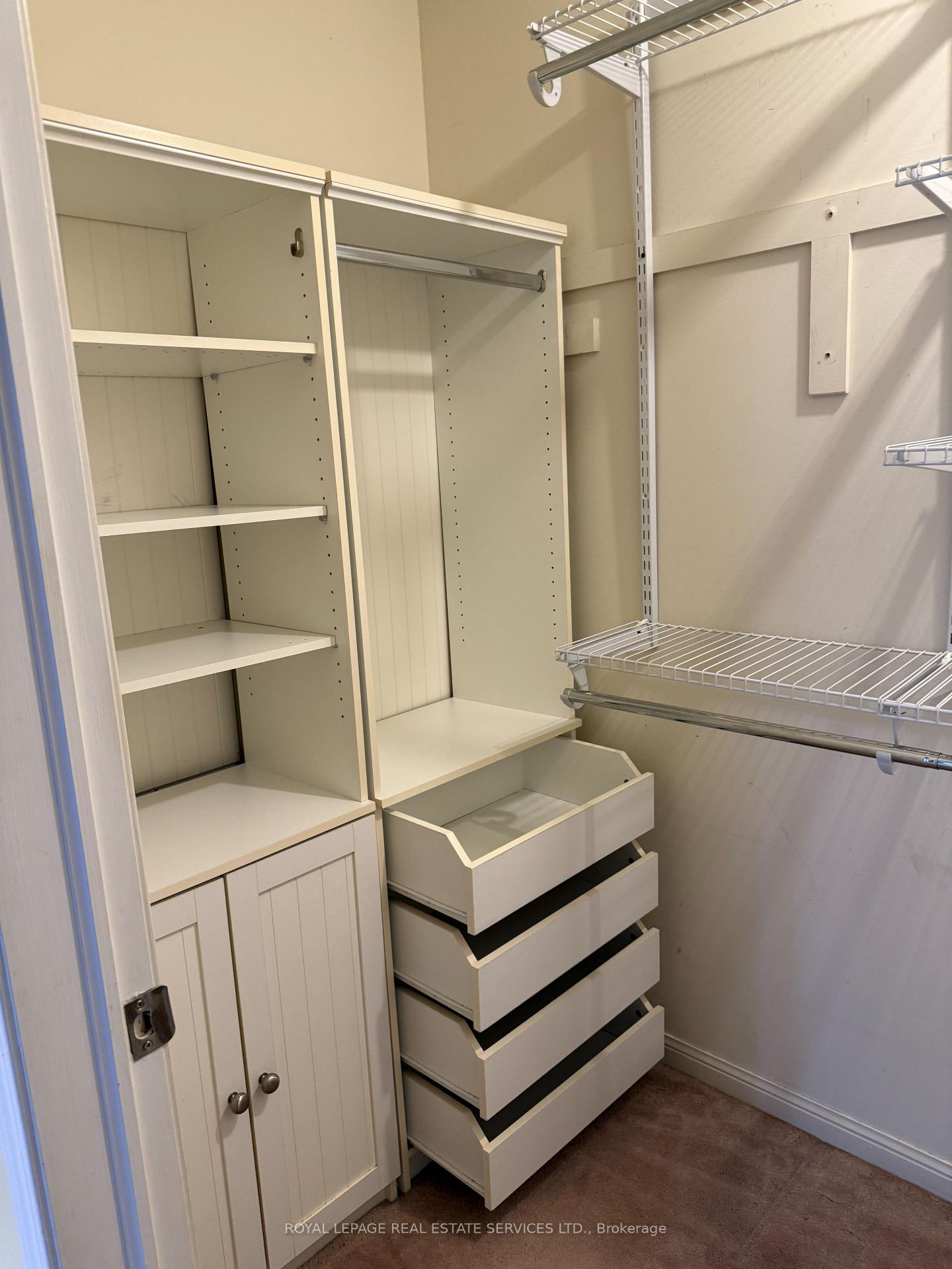 Photo 15 of 2254 Pathfinder Drive, Burlington, Orchard — HOMEH