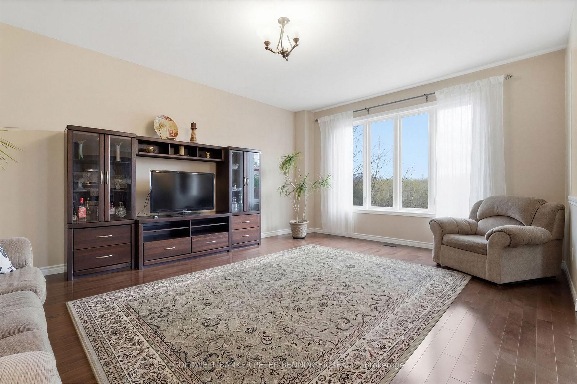 Photo 21 of 49 Creighton Avenue, Guelph, Grange Road — HOMEH