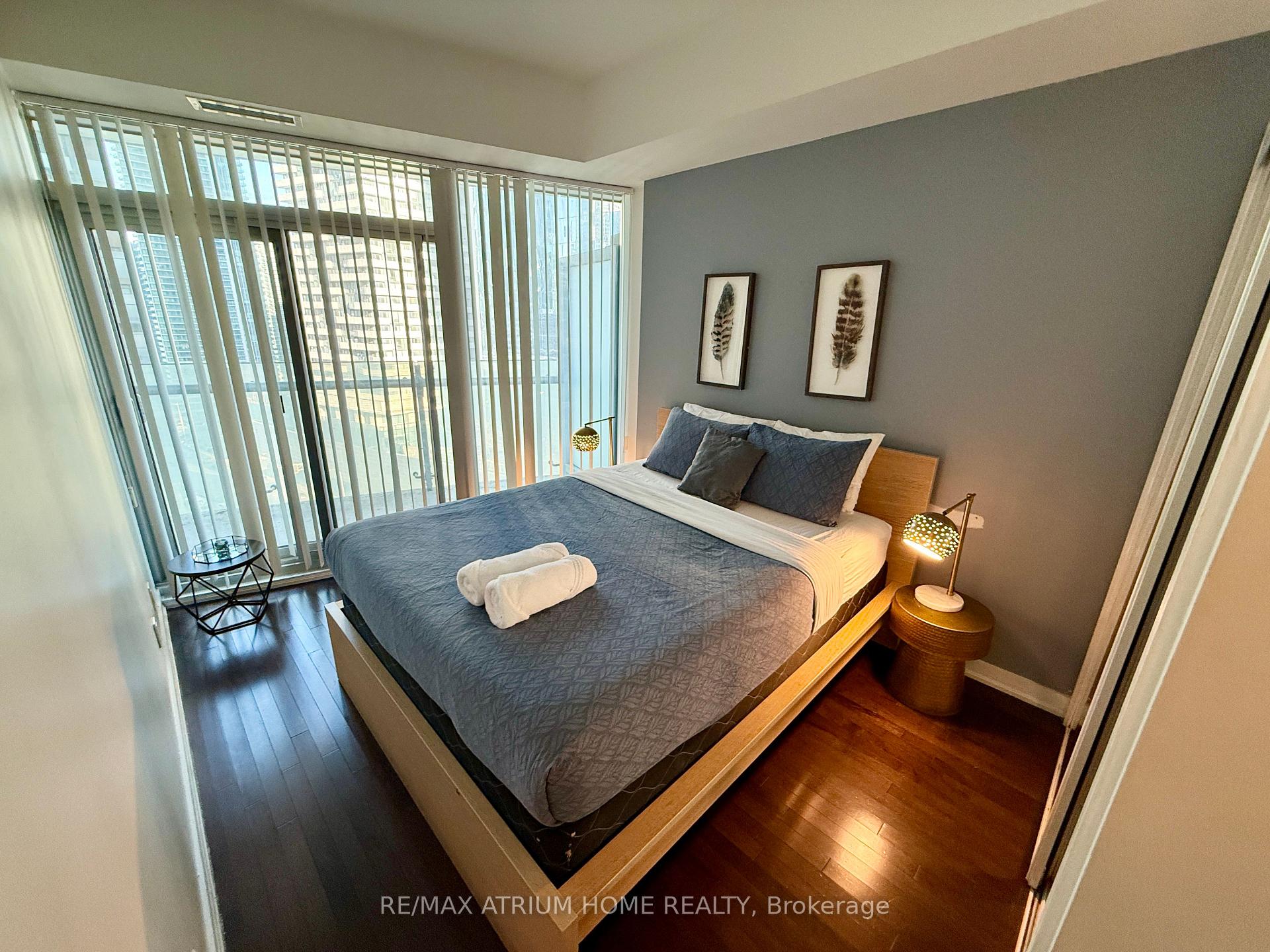 Photo 8 of Unit 1501, 14 York Street, Toronto, Waterfront Communities — HOMEH