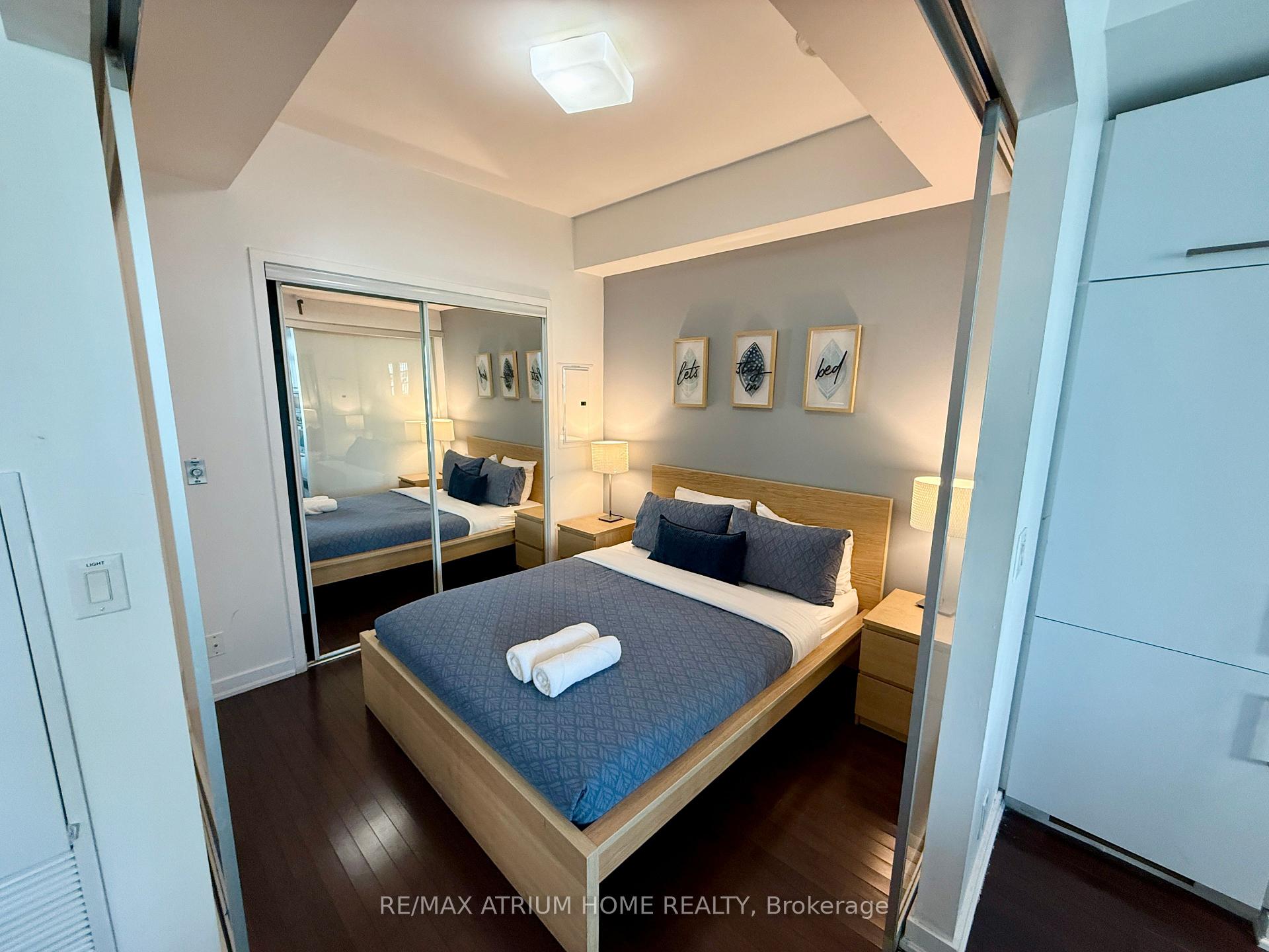Photo 13 of Unit 1501, 14 York Street, Toronto, Waterfront Communities — HOMEH