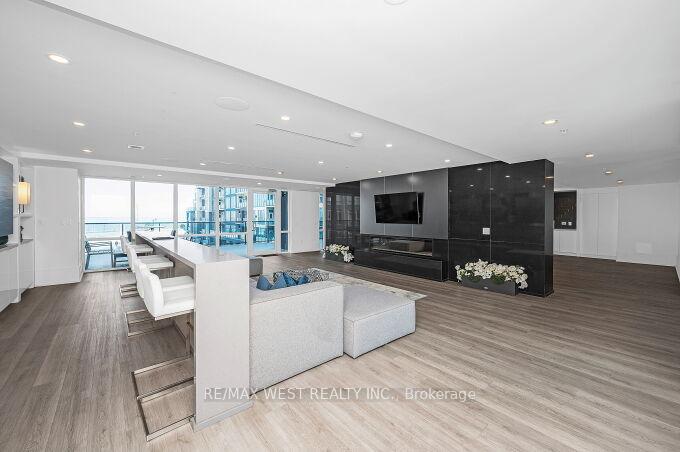 Photo 27 of Unit 615, 16 Concord Place, Grimsby, Grimsby Beach — HOMEH