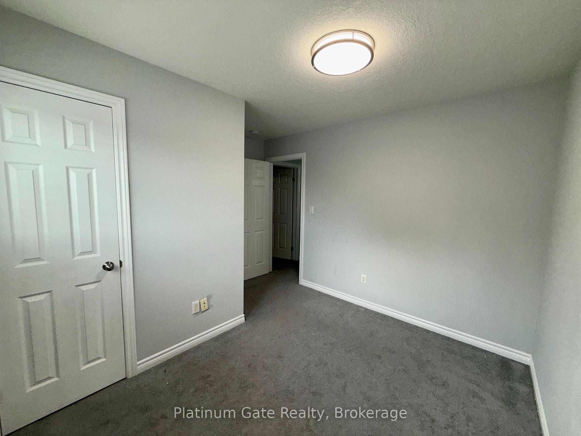 Photo 12 of Unit UPPER, 1851 Frederick Crescent, London, East Q — HOMEH