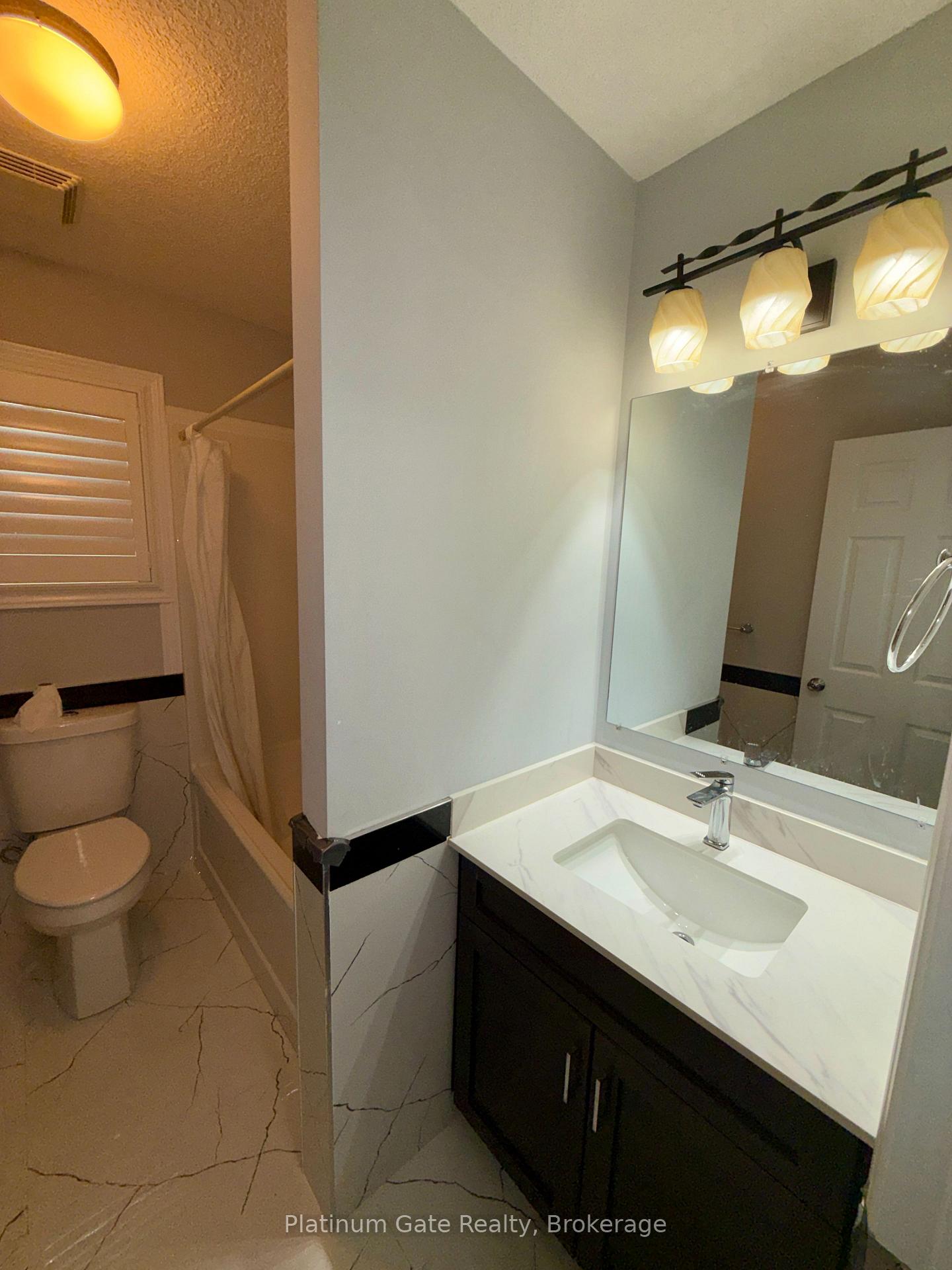 Photo 18 of Unit UPPER, 1851 Frederick Crescent, London, East Q — HOMEH