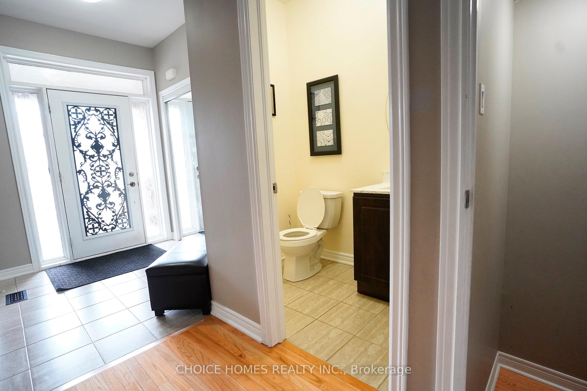Photo 5 of 71 Pendulum Circle, Brampton, Sandringham-Wellington — HOMEH