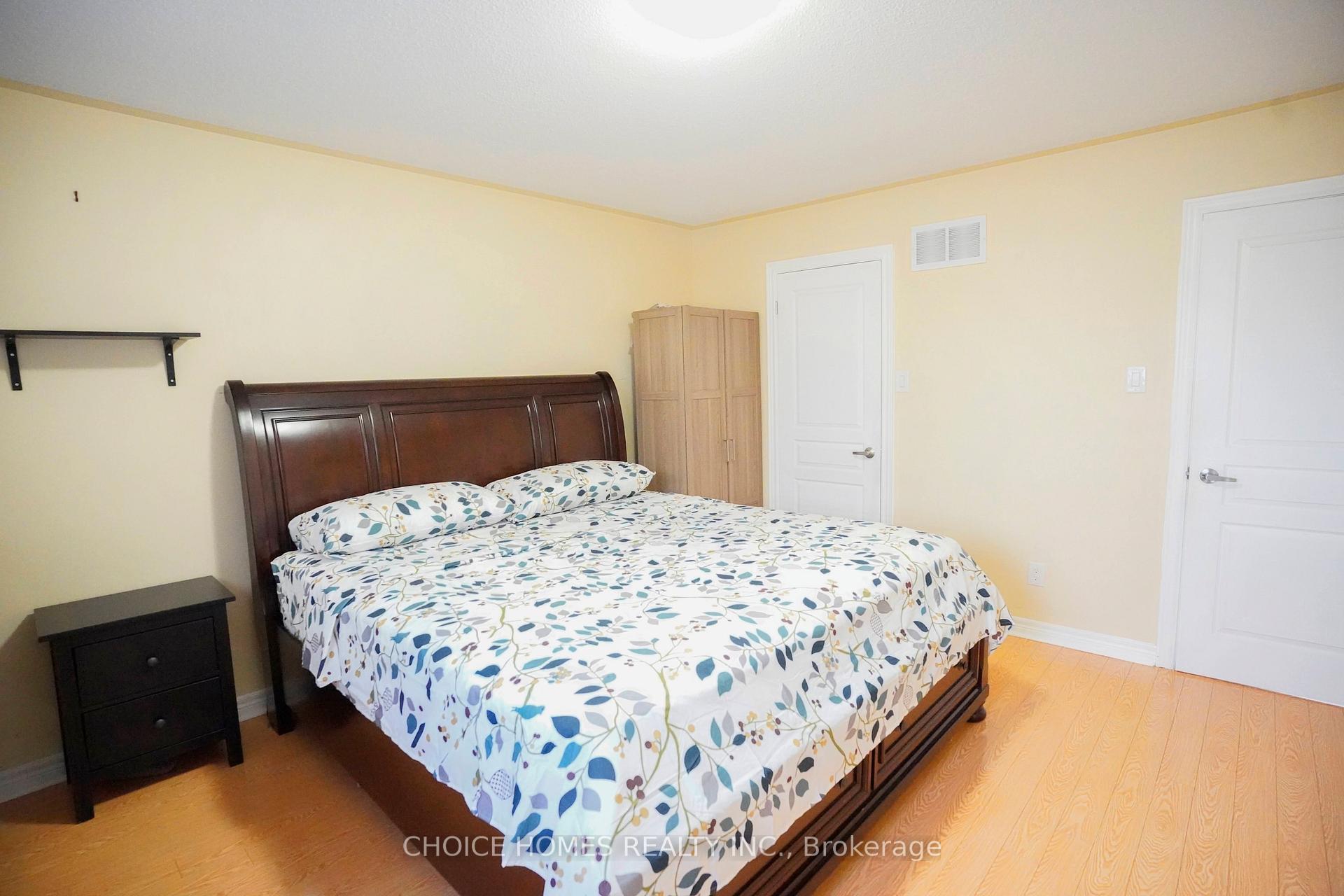 Photo 34 of 71 Pendulum Circle, Brampton, Sandringham-Wellington — HOMEH