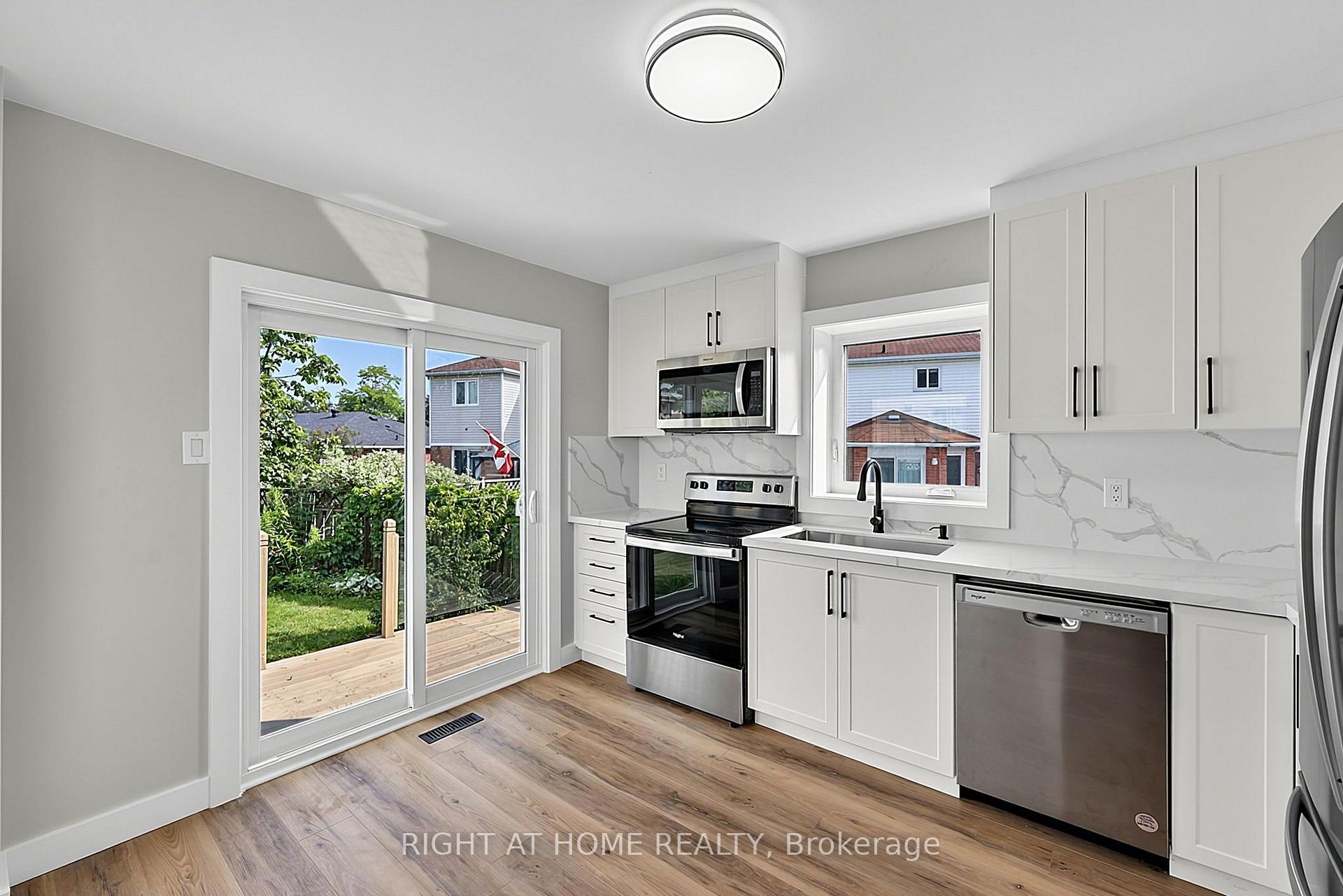 Photo 8 of 6 Ward Drive, Barrie, Painswick North — HOMEH