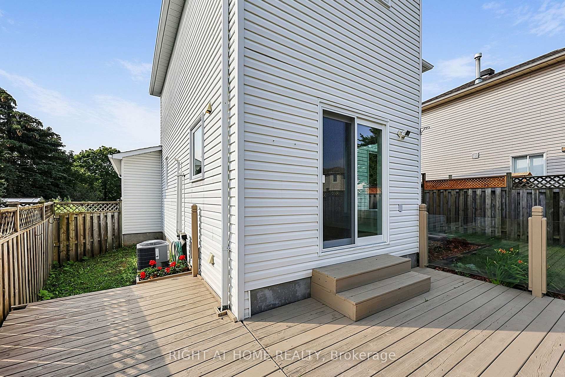 Photo 24 of 6 Ward Drive, Barrie, Painswick North — HOMEH