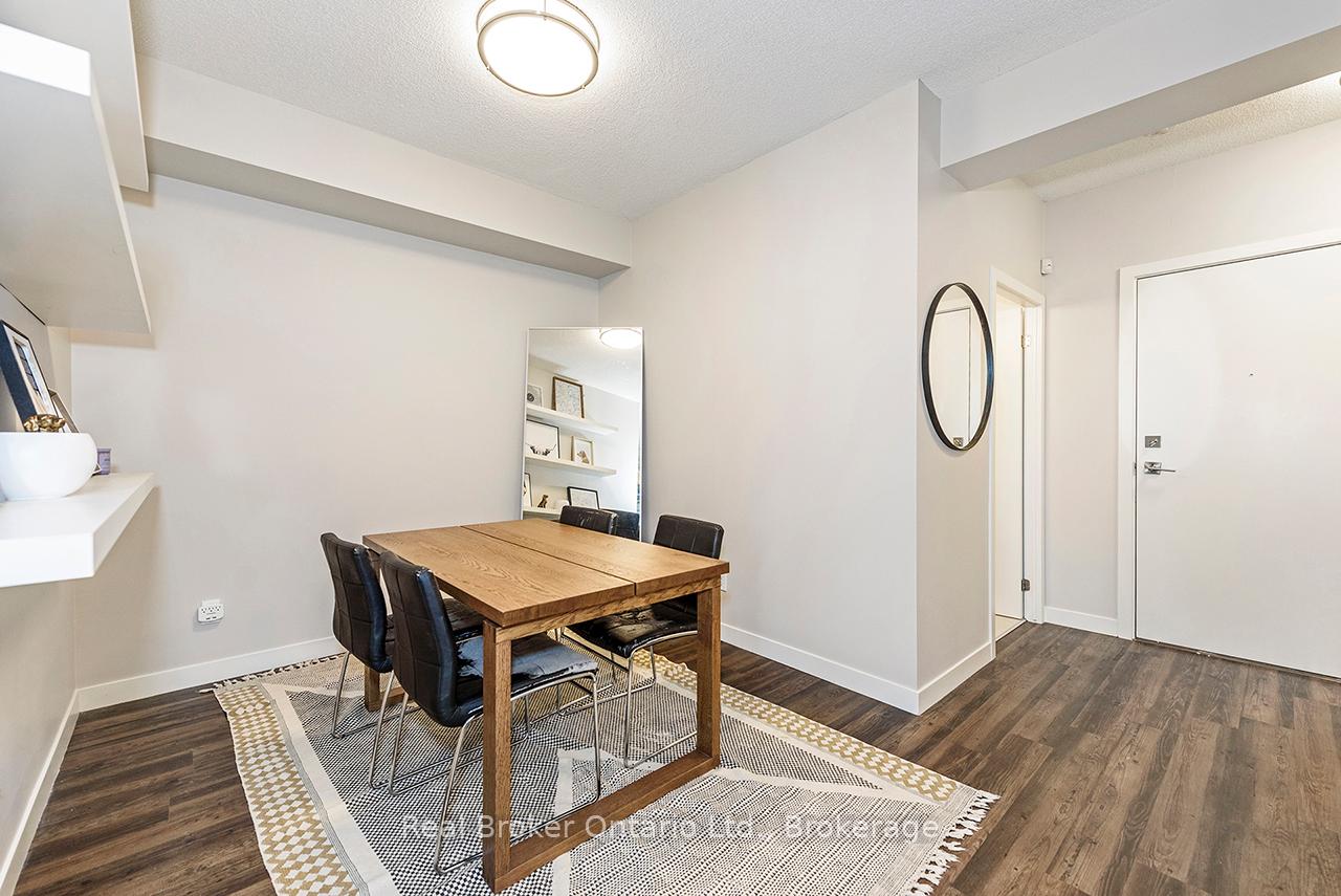 Photo 7 of Unit 611, 2081 Fairview Street, Burlington, Freeman — HOMEH