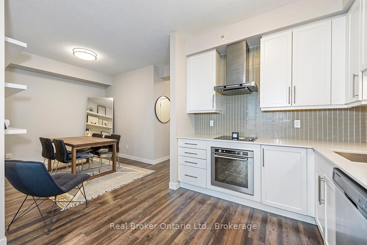 Photo 12 of Unit 611, 2081 Fairview Street, Burlington, Freeman — HOMEH