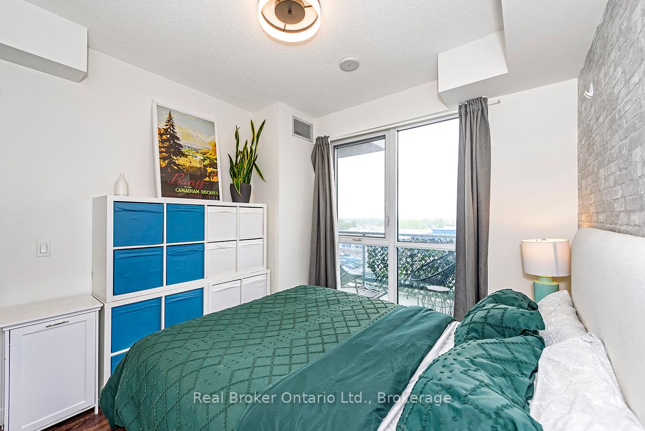 Photo 18 of Unit 611, 2081 Fairview Street, Burlington, Freeman — HOMEH