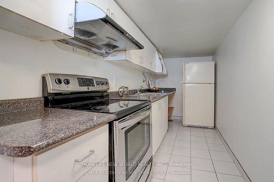 Photo 9 of 36 Chloe Crescent, Markham, Middlefield — HOMEH