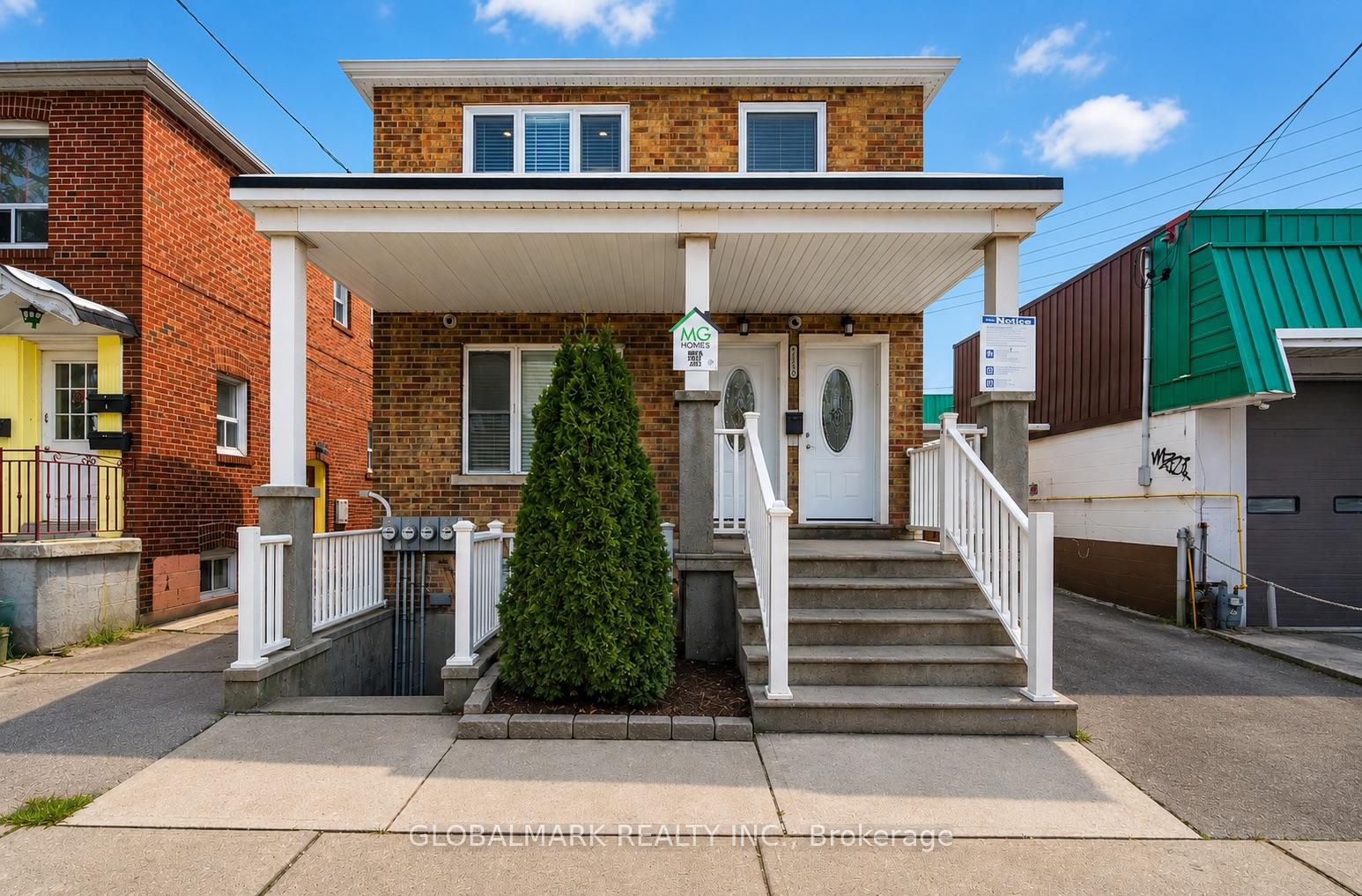 Photo of 1382 Weston Road