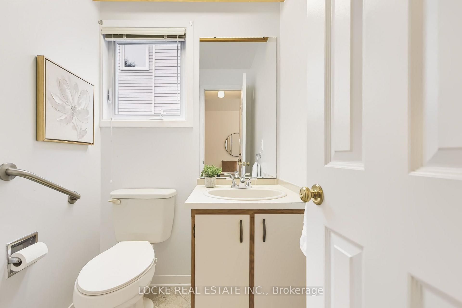 Photo 18 of 6068 Ridgelea Place, Ottawa, Chapel Hill — HOMEH