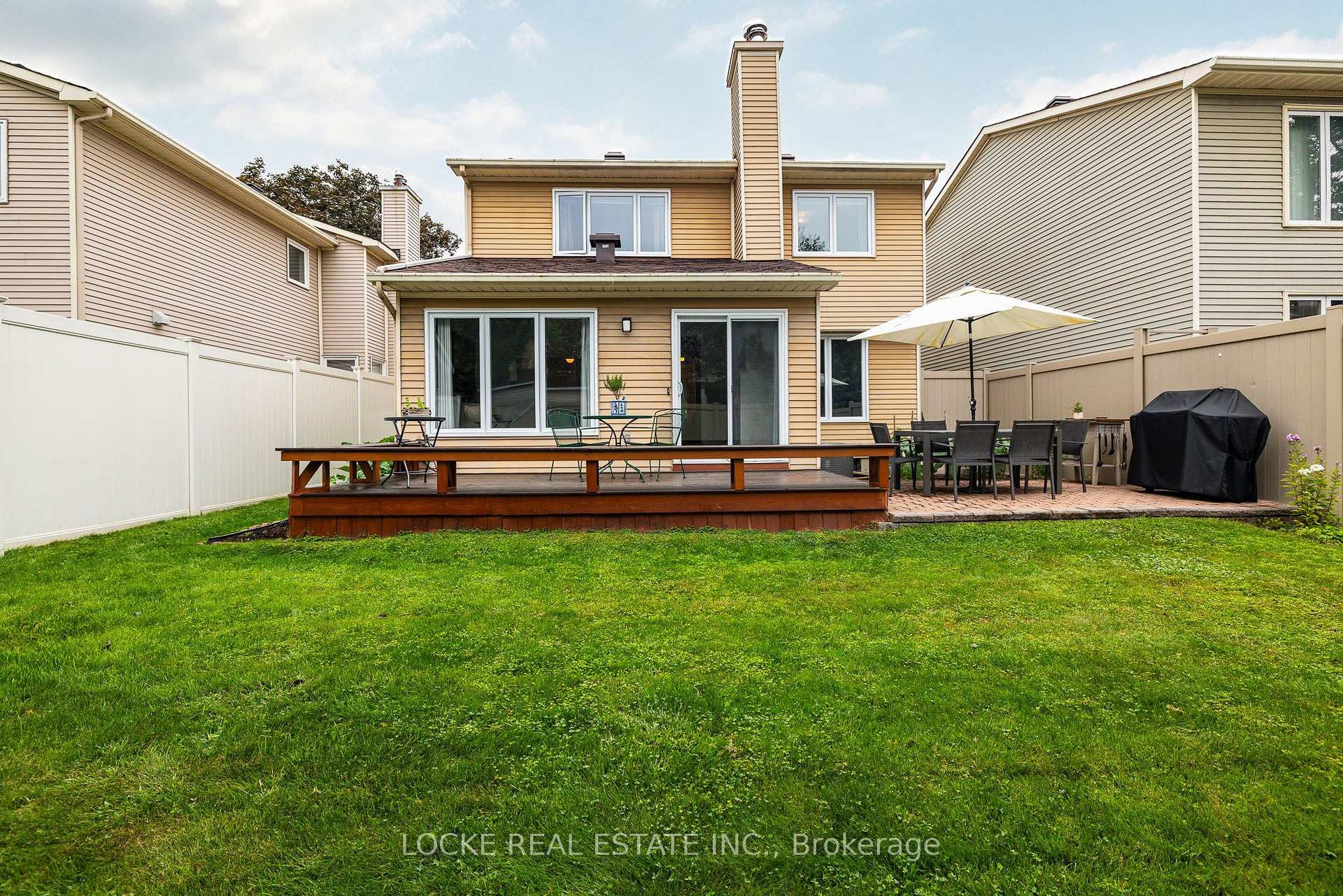 Photo 35 of 6068 Ridgelea Place, Ottawa, Chapel Hill — HOMEH