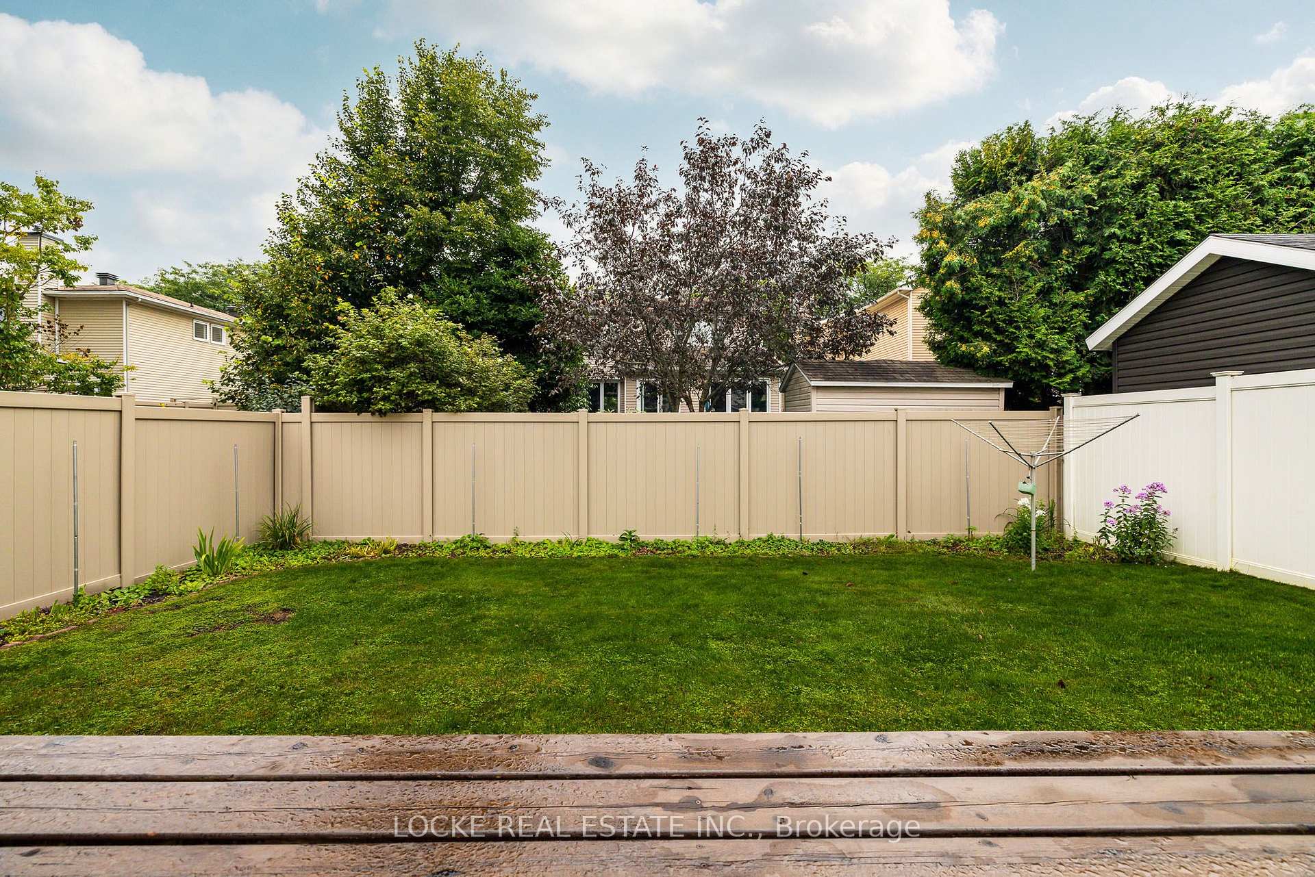 Photo 39 of 6068 Ridgelea Place, Ottawa, Chapel Hill — HOMEH