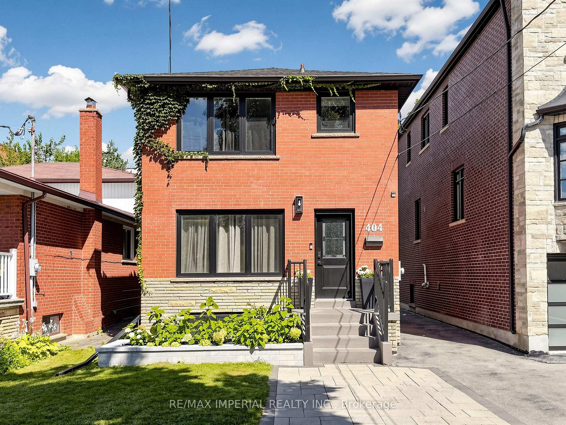 Front of 404 Glen Park Avenue
