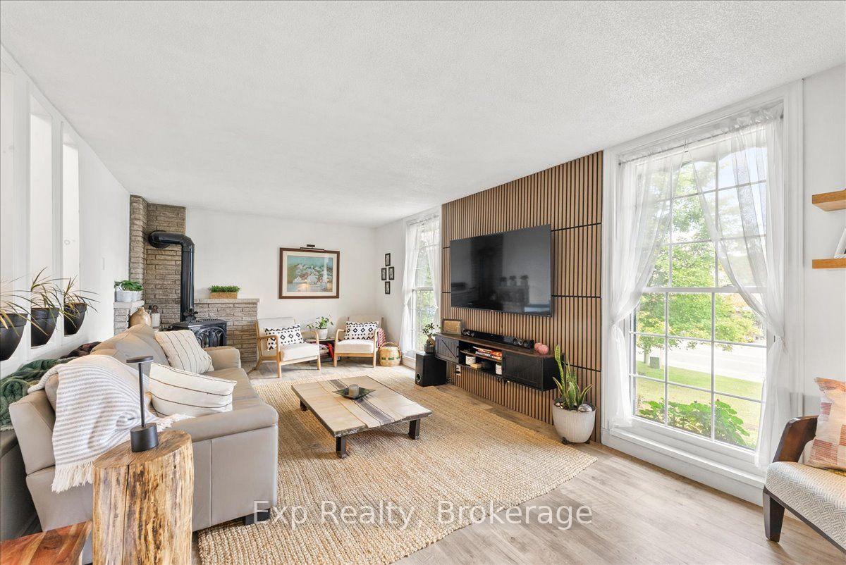 Photo 5 of 26 Sherbourne Street N, Bancroft, Bancroft Ward — HOMEH