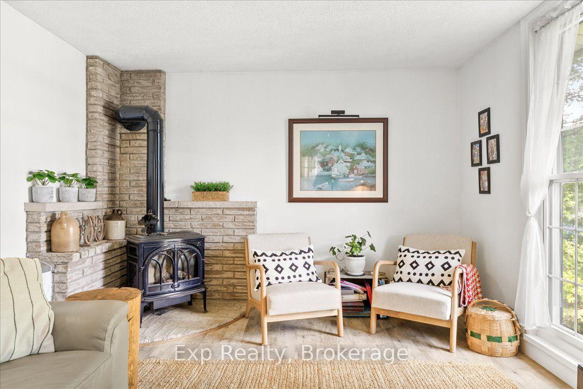 Photo 11 of 26 Sherbourne Street N, Bancroft, Bancroft Ward — HOMEH