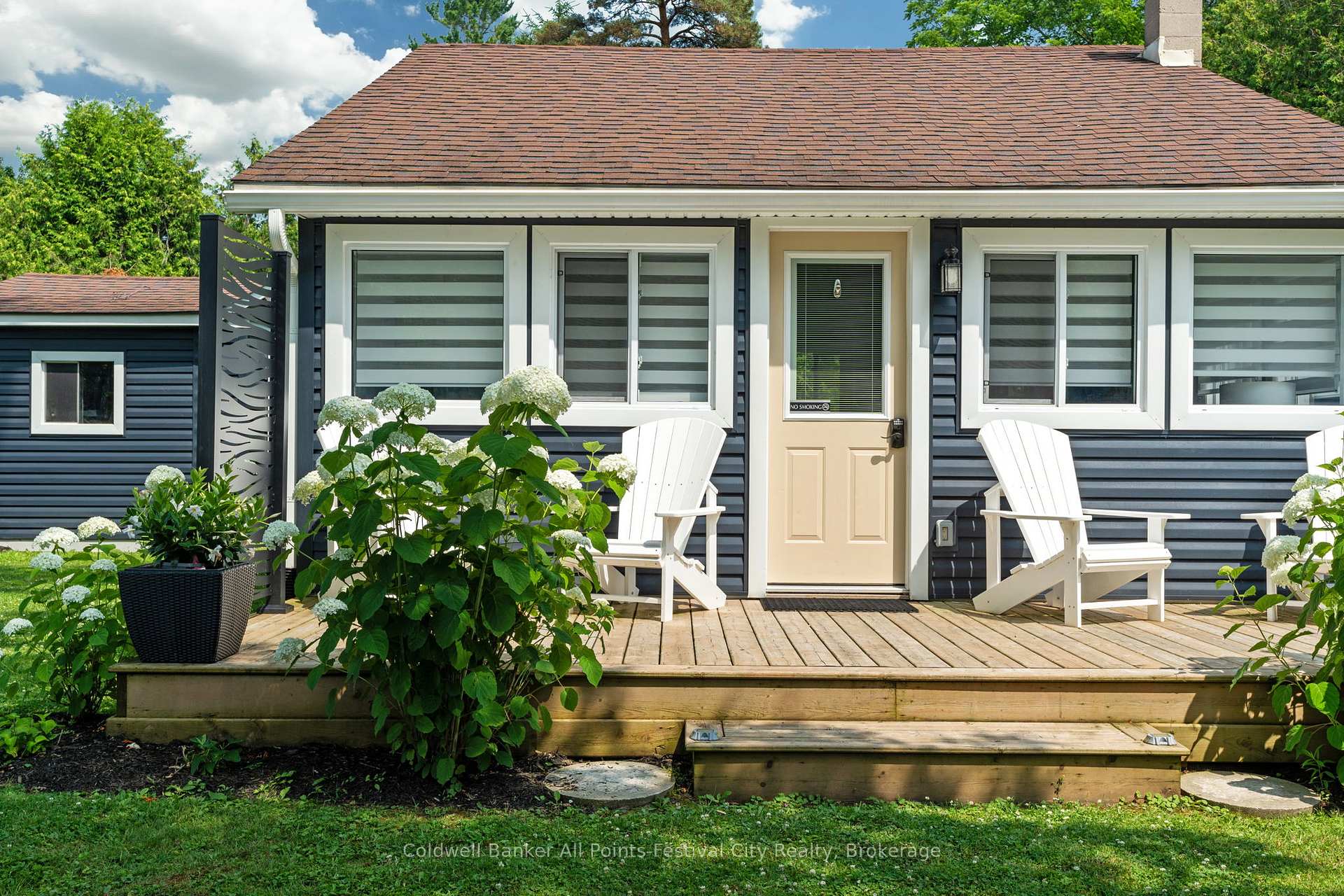 Photo 4 of 20 Tuyll Street, Bluewater, Bayfield — HOMEH