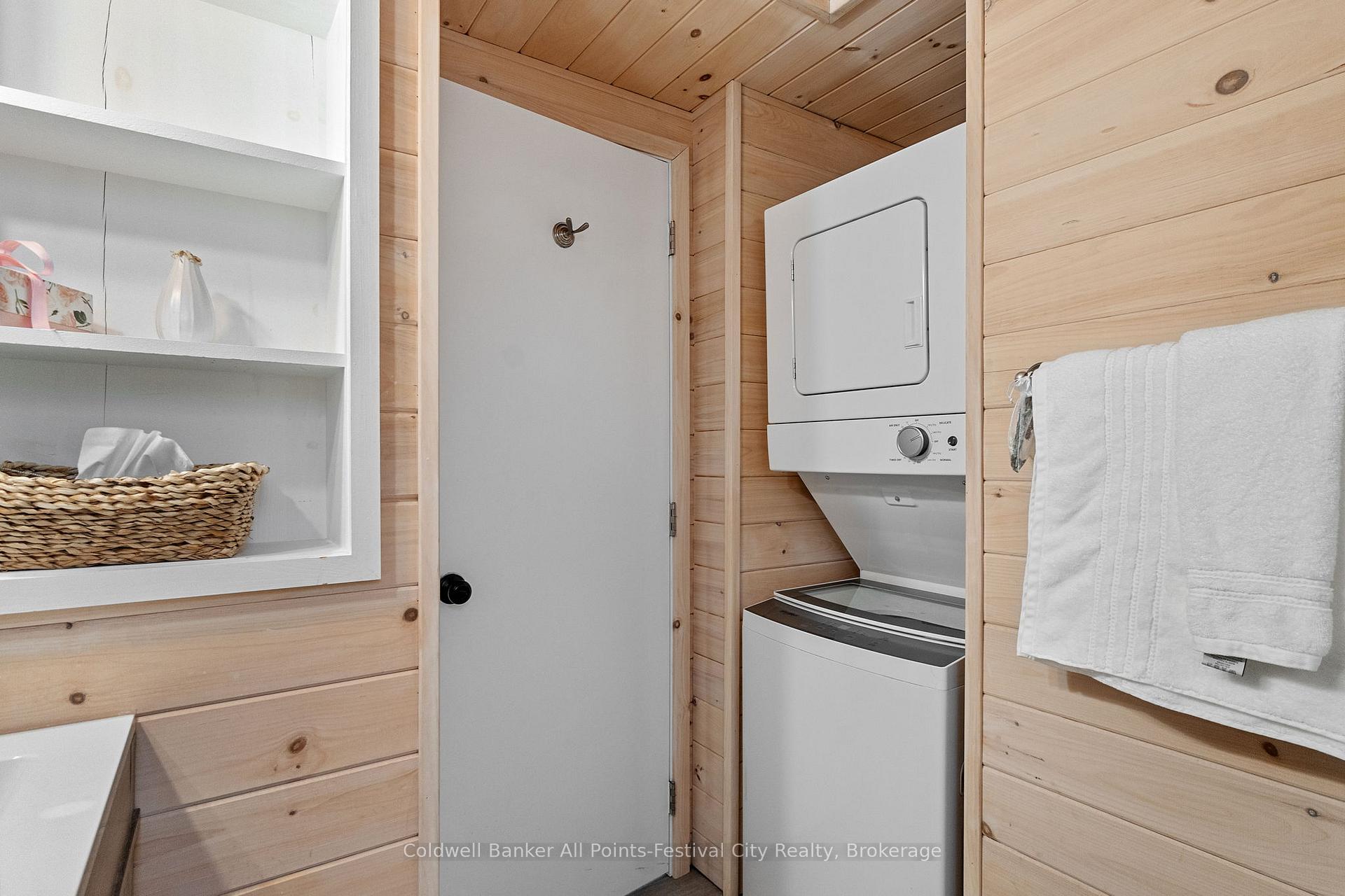 Photo 20 of 20 Tuyll Street, Bluewater, Bayfield — HOMEH