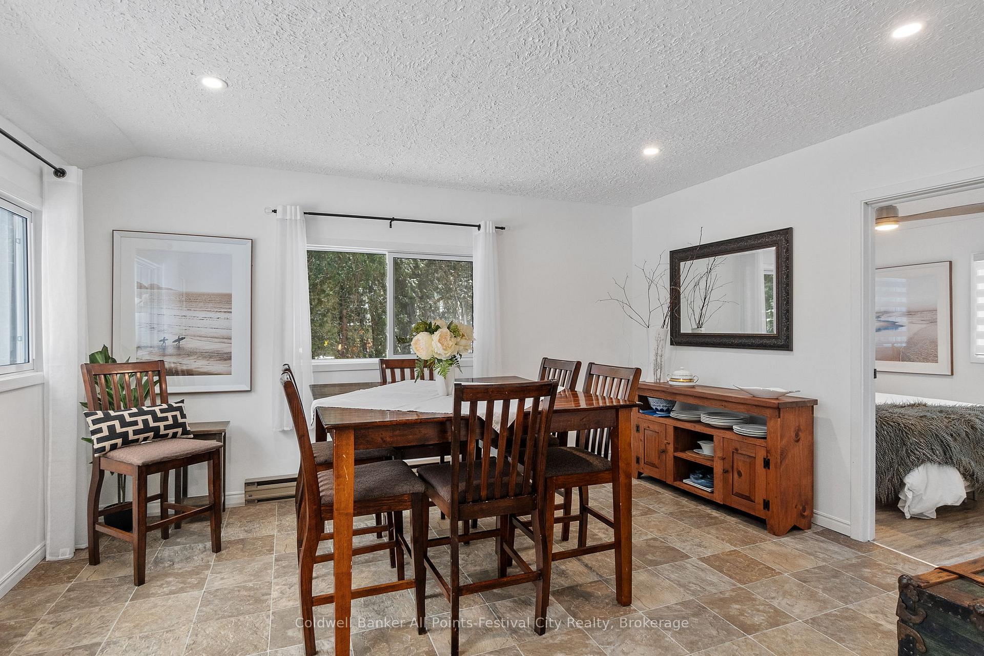 Photo 21 of 20 Tuyll Street, Bluewater, Bayfield — HOMEH