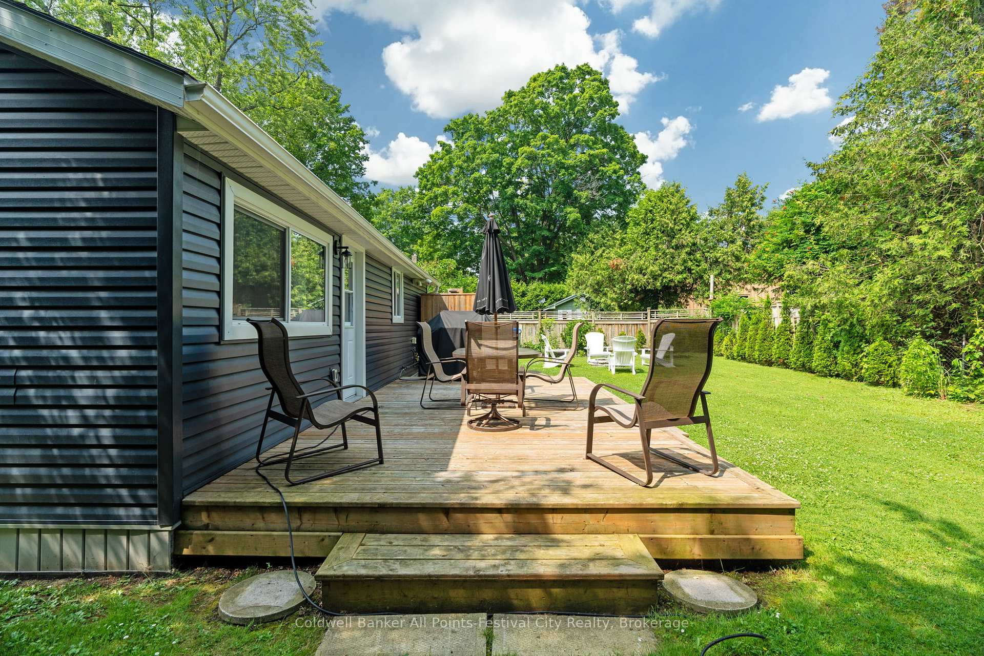 Photo 33 of 20 Tuyll Street, Bluewater, Bayfield — HOMEH