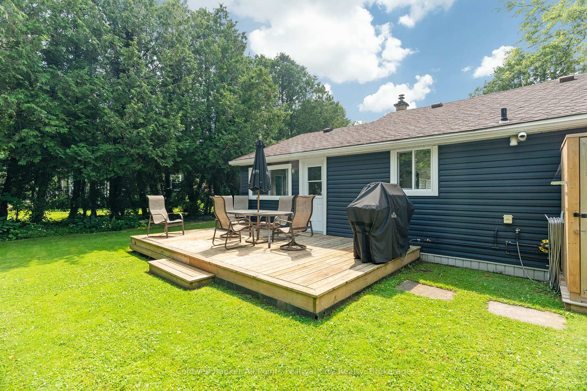 Photo 35 of 20 Tuyll Street, Bluewater, Bayfield — HOMEH