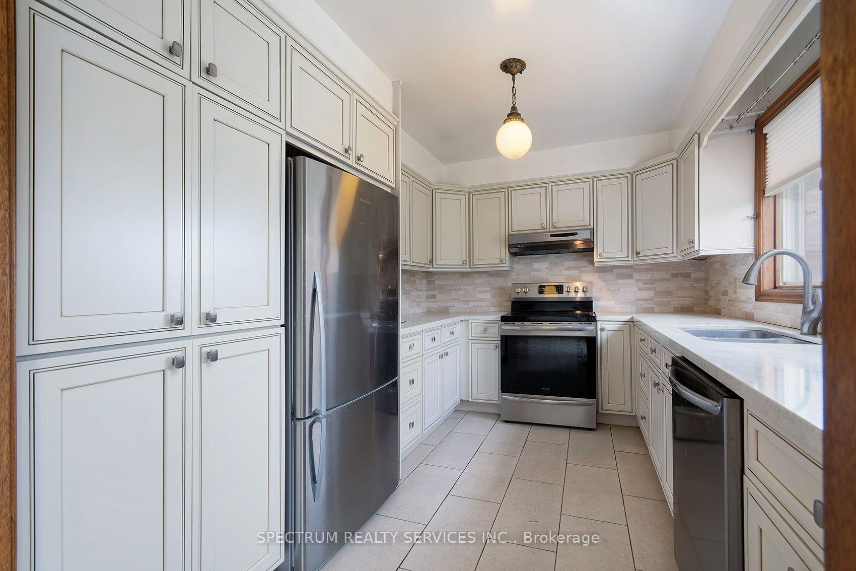 Photo 12 of 145A Whitfield Avenue, North York, Humber Summit — HOMEH