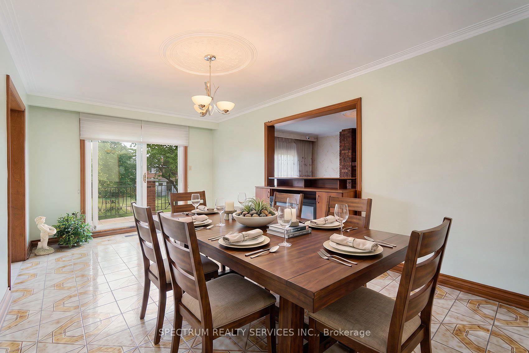 Photo 15 of 145A Whitfield Avenue, North York, Humber Summit — HOMEH
