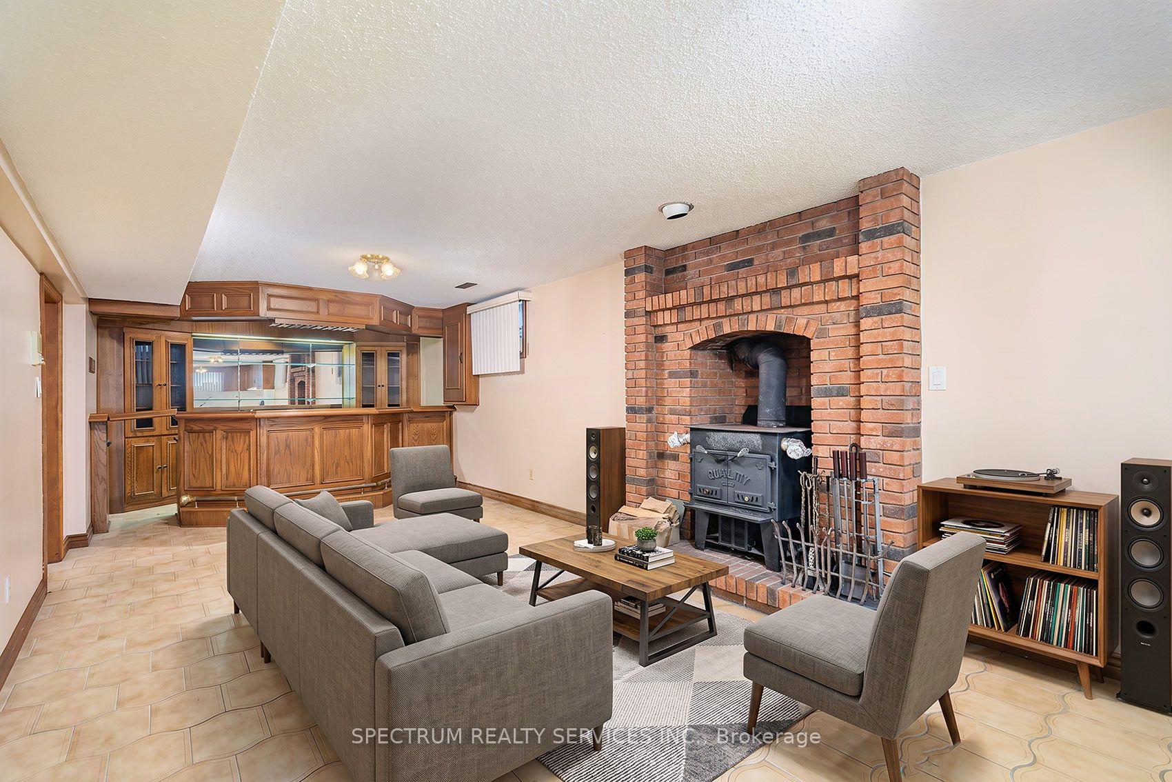 Photo 37 of 145A Whitfield Avenue, North York, Humber Summit — HOMEH