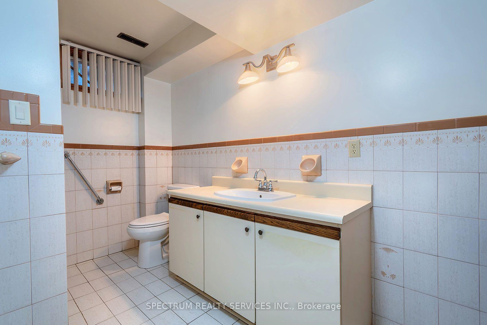 Photo 41 of 145A Whitfield Avenue, North York, Humber Summit — HOMEH