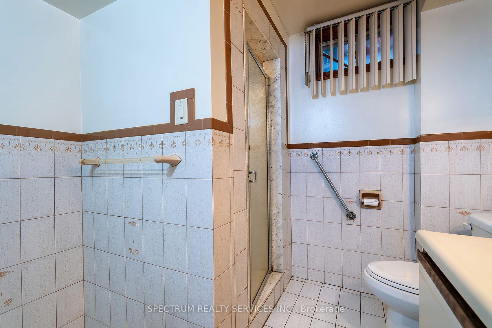 Photo 42 of 145A Whitfield Avenue, North York, Humber Summit — HOMEH