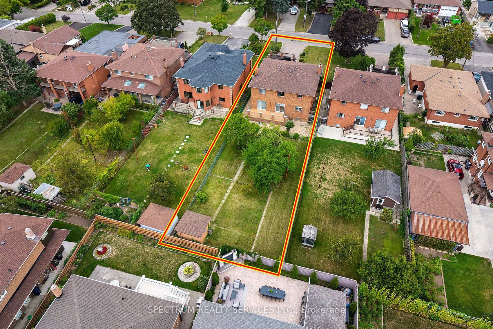Photo 47 of 145A Whitfield Avenue, North York, Humber Summit — HOMEH
