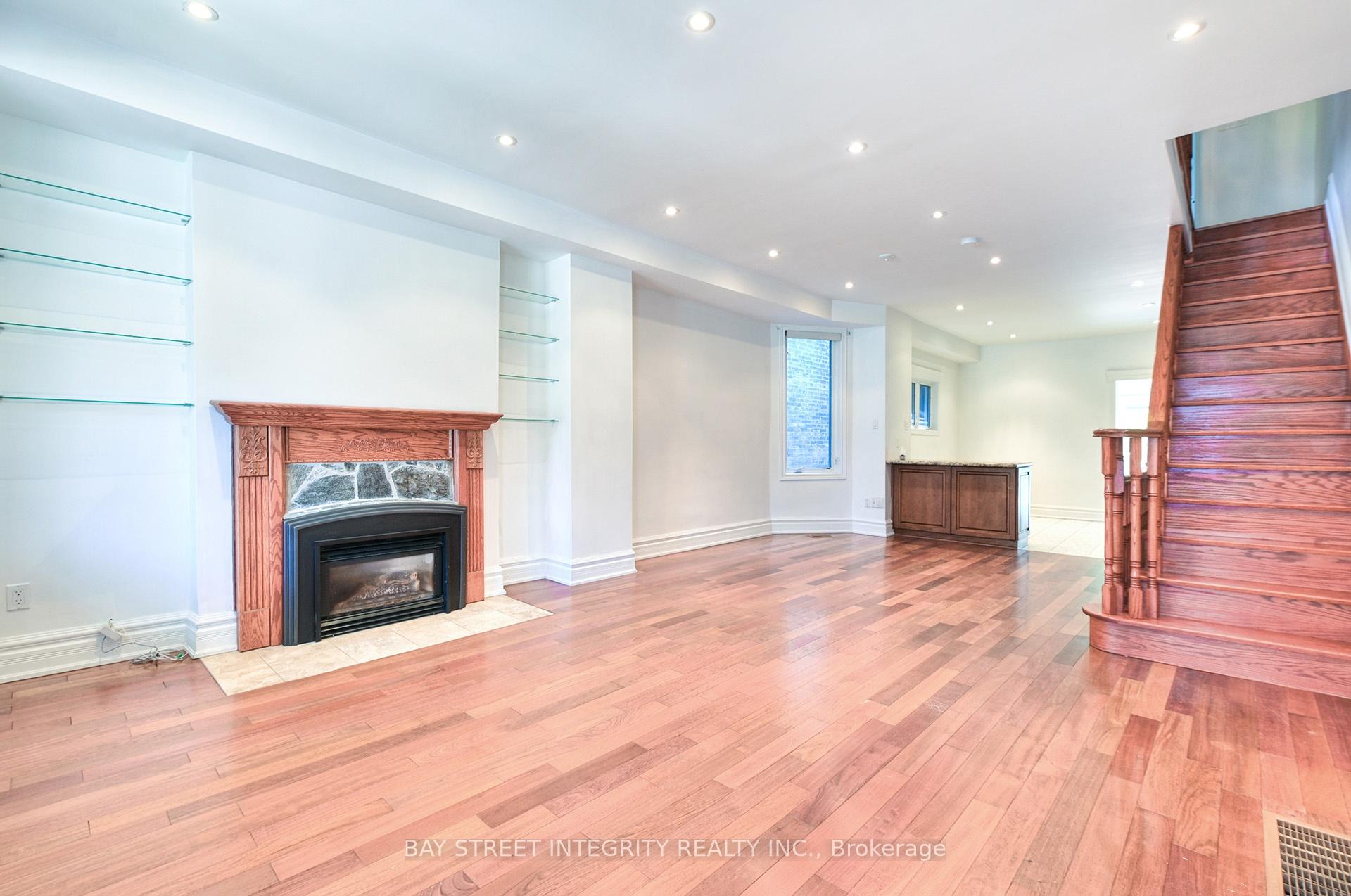 Photo 3 of 1282 Lansdowne Avenue, Toronto, Corso Italia-Davenport — HOMEH