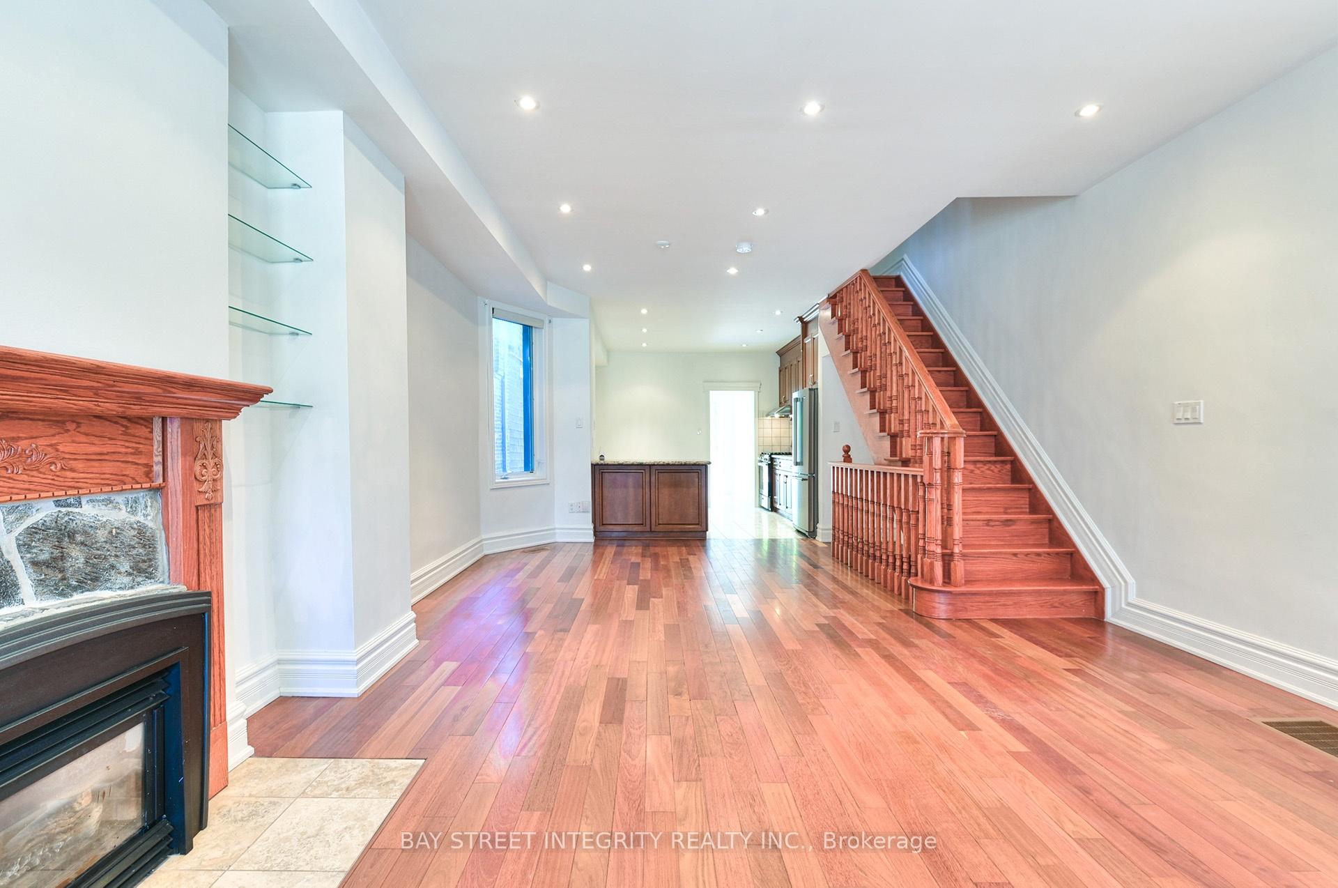 Photo 4 of 1282 Lansdowne Avenue, Toronto, Corso Italia-Davenport — HOMEH