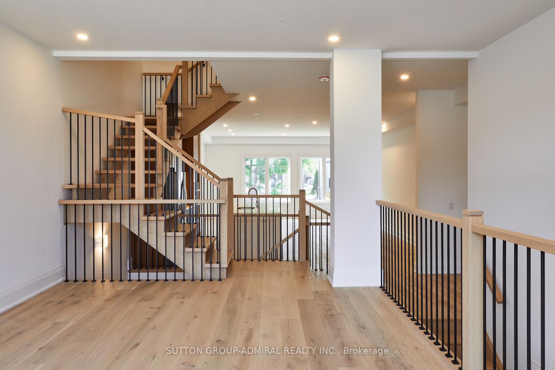 Photo 10 of Direzze 18 Court, Richmond Hill, Mill Pond — HOMEH