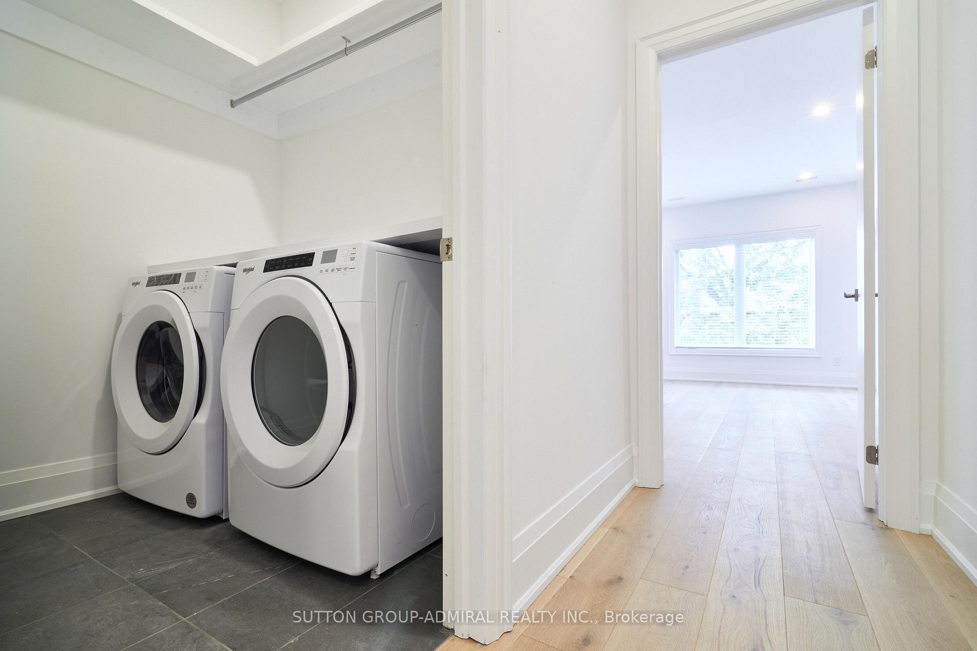 Photo 12 of Direzze 18 Court, Richmond Hill, Mill Pond — HOMEH